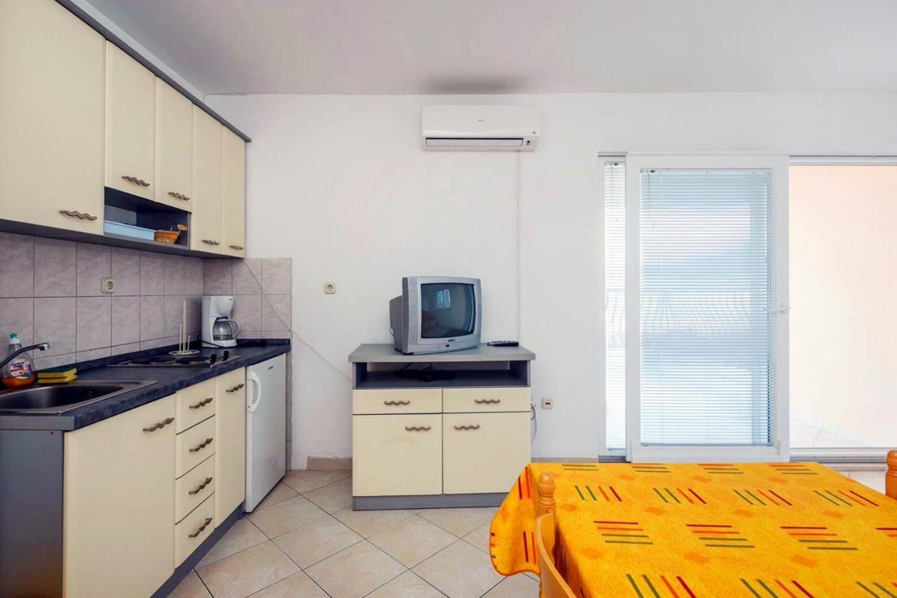 Apartments By The Sea Mastrinka, Ciovo - 4836 Τρογκίρ Εξωτερικό φωτογραφία