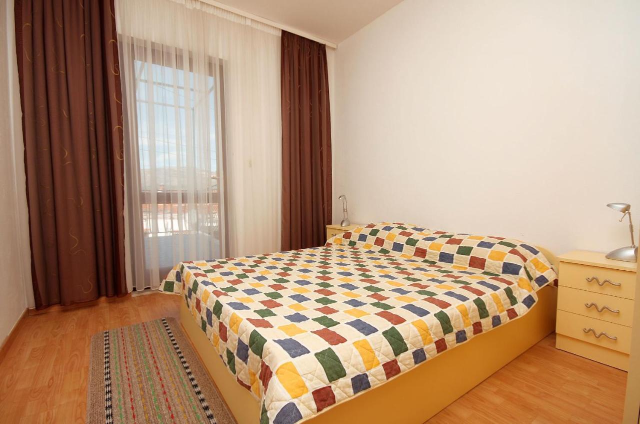 Apartments By The Sea Mastrinka, Ciovo - 4836 Τρογκίρ Εξωτερικό φωτογραφία