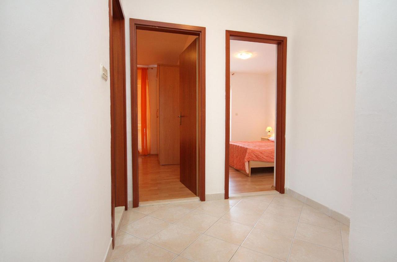 Apartments By The Sea Mastrinka, Ciovo - 4836 Τρογκίρ Εξωτερικό φωτογραφία