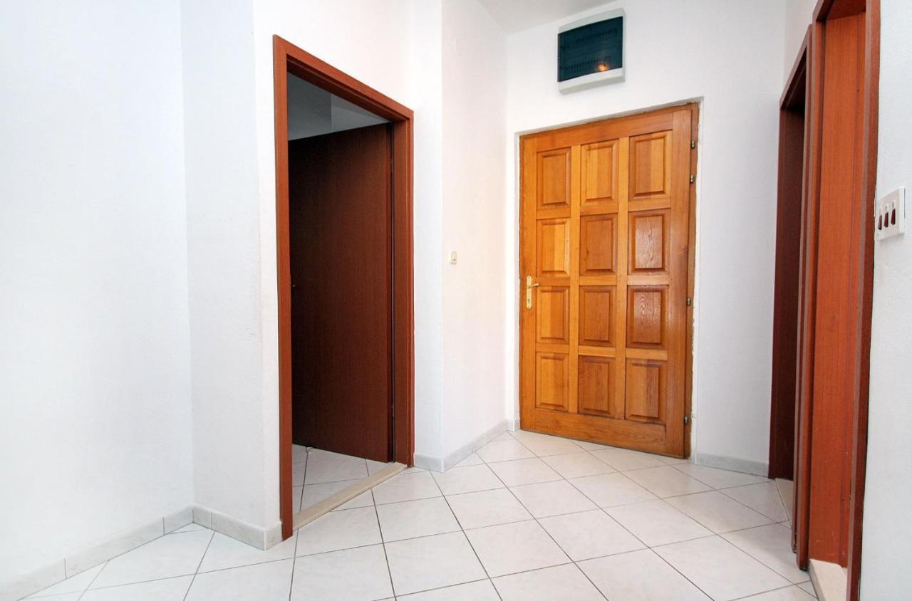 Apartments By The Sea Mastrinka, Ciovo - 4836 Τρογκίρ Εξωτερικό φωτογραφία
