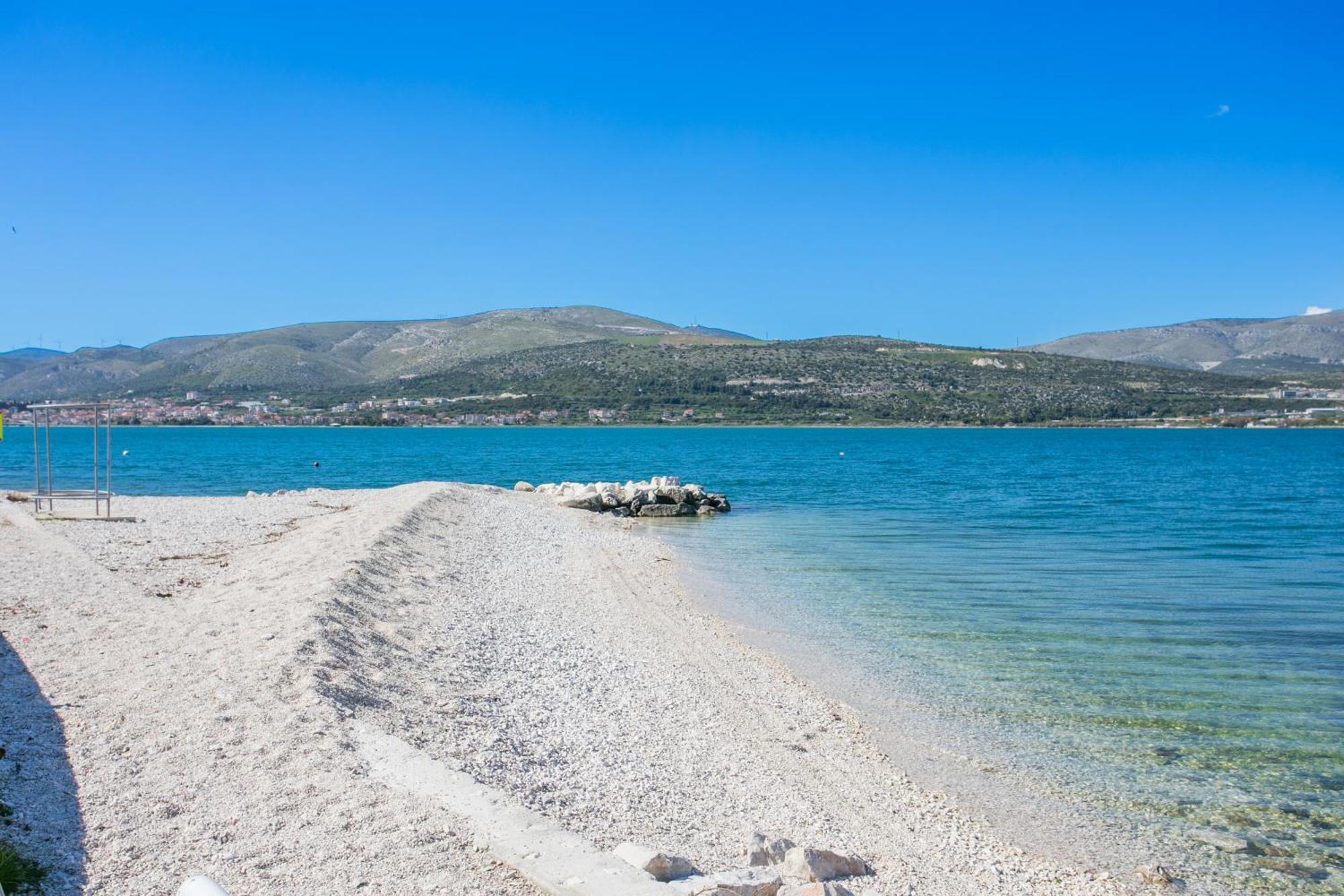 Apartments By The Sea Mastrinka, Ciovo - 4836 Τρογκίρ Εξωτερικό φωτογραφία